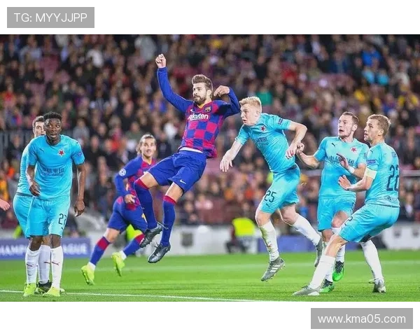 巴萨统治力下降趋势：从欧洲王者到苦苦追赶，当前阶段表现波动对竞争格局带来变化